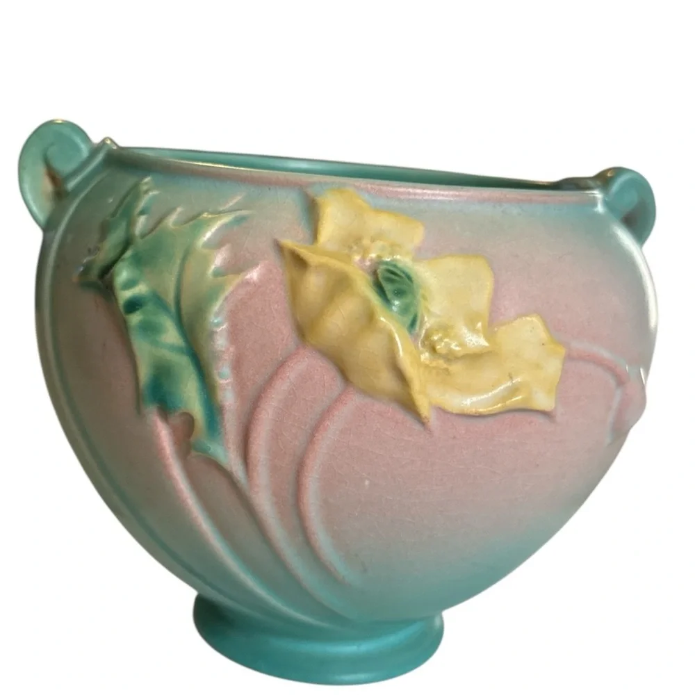 Roseville Pottery beautiful vintage